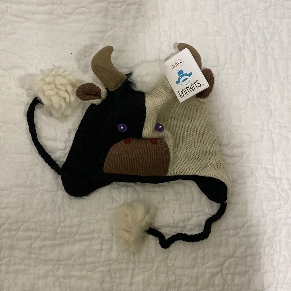 Knitwits Delux Calvin the Cow wool hat Winter Youth New with Tags Gift NZ Kids